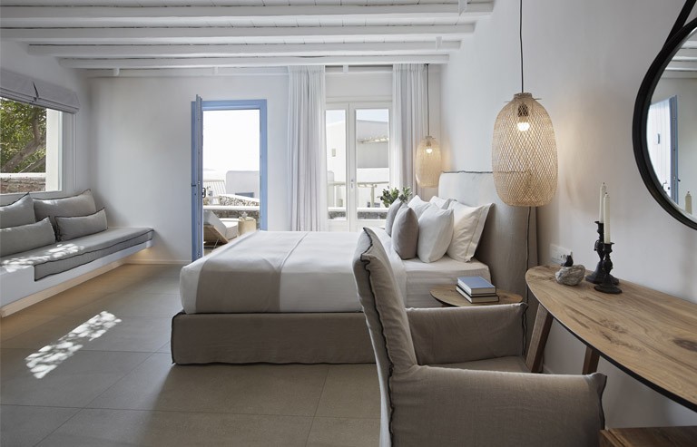 Marilyn Garden View Suite