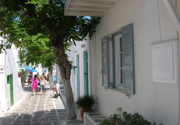 Mykonos as the Ultimate Celebrity Destination